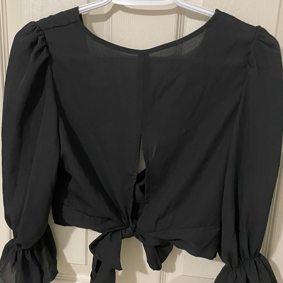 Tie back blouse - Picture 2 of 2